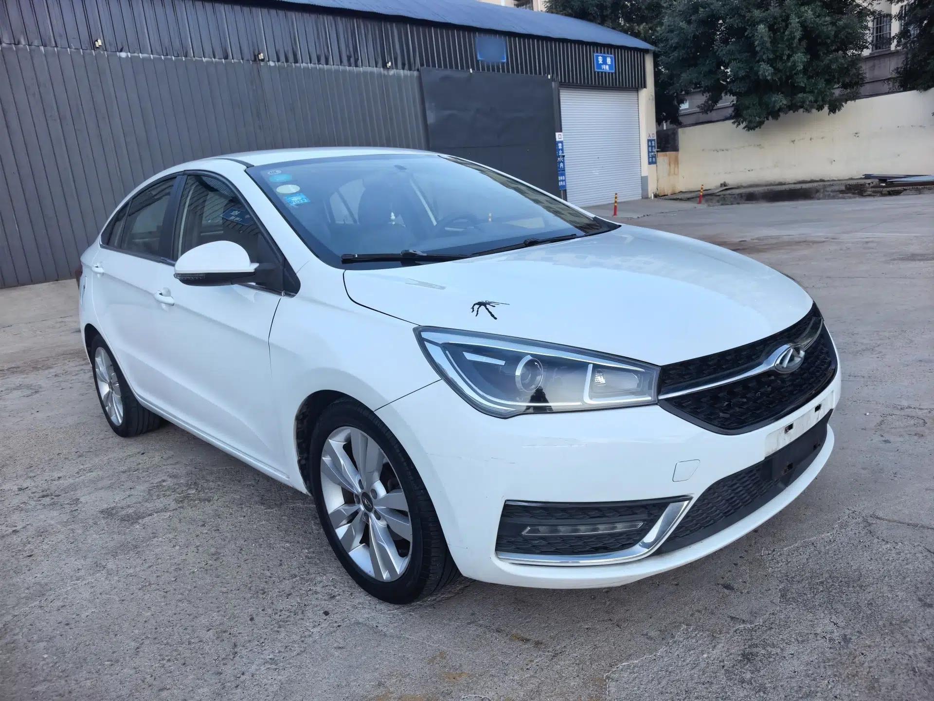 Chery Arrizo 5 2016 1.5L CVT Trendsetting Edition — миниатюра 13