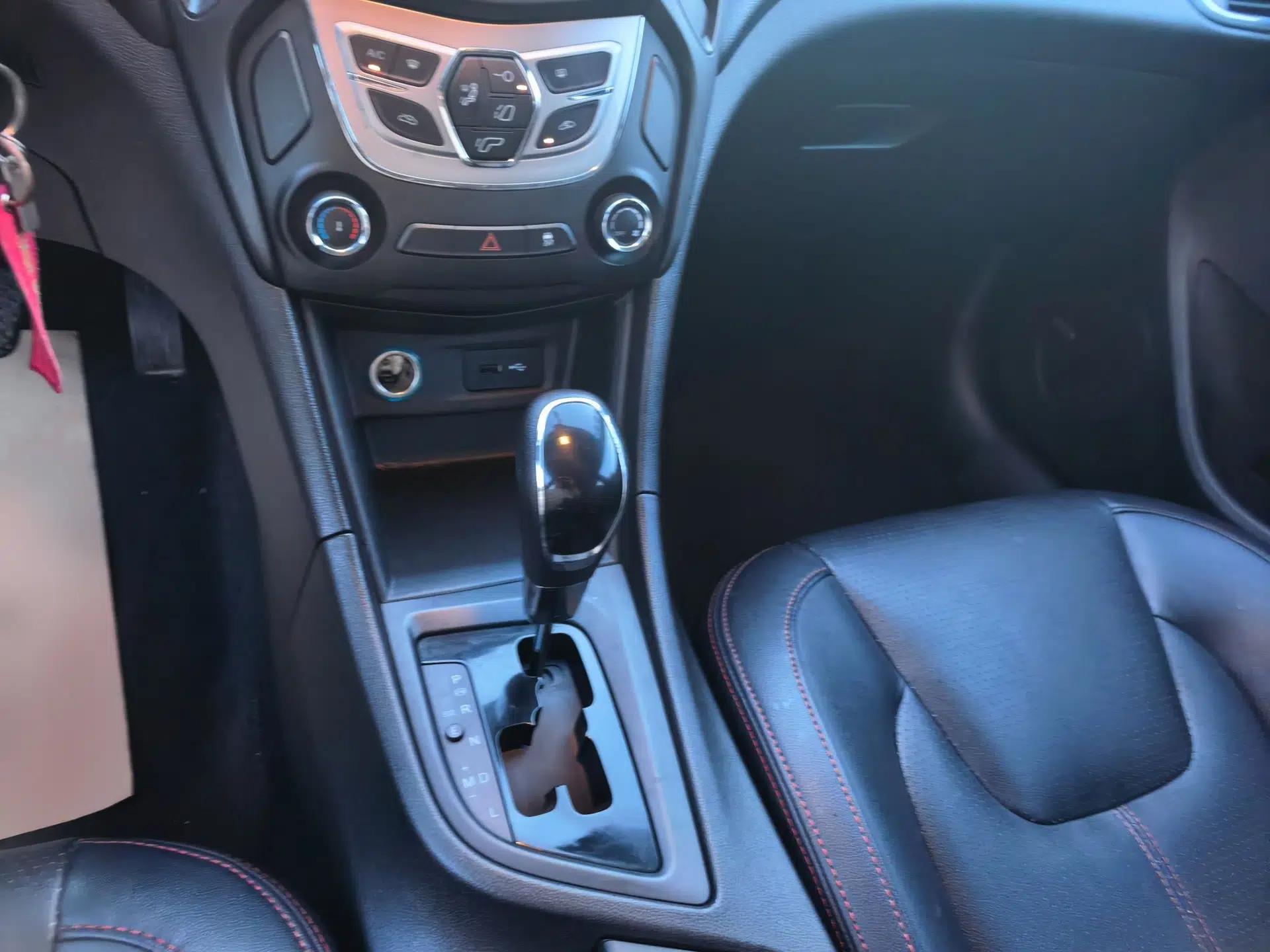 Chery Arrizo 5 2016 1.5L CVT Trendsetting Edition — миниатюра 21