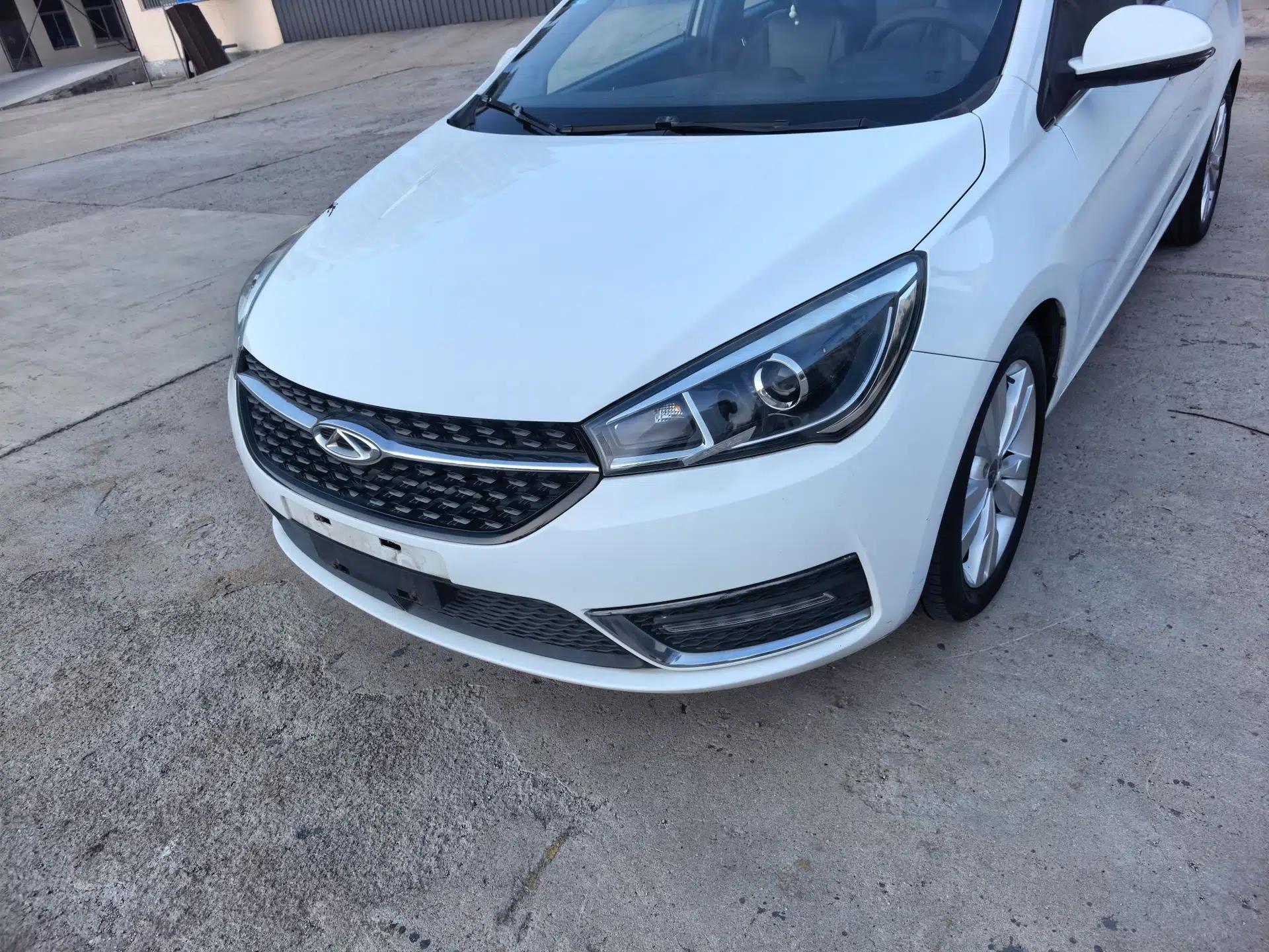 Chery Arrizo 5 2016 1.5L CVT Trendsetting Edition — миниатюра 8