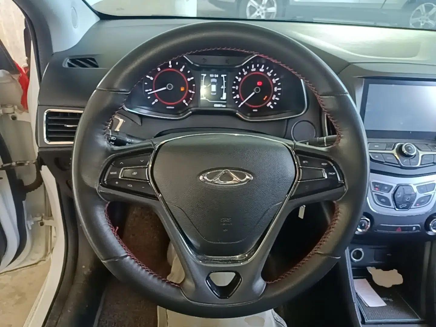 Chery Arrizo 5 2016 1.5L Manual Lingrui Edition — миниатюра 13
