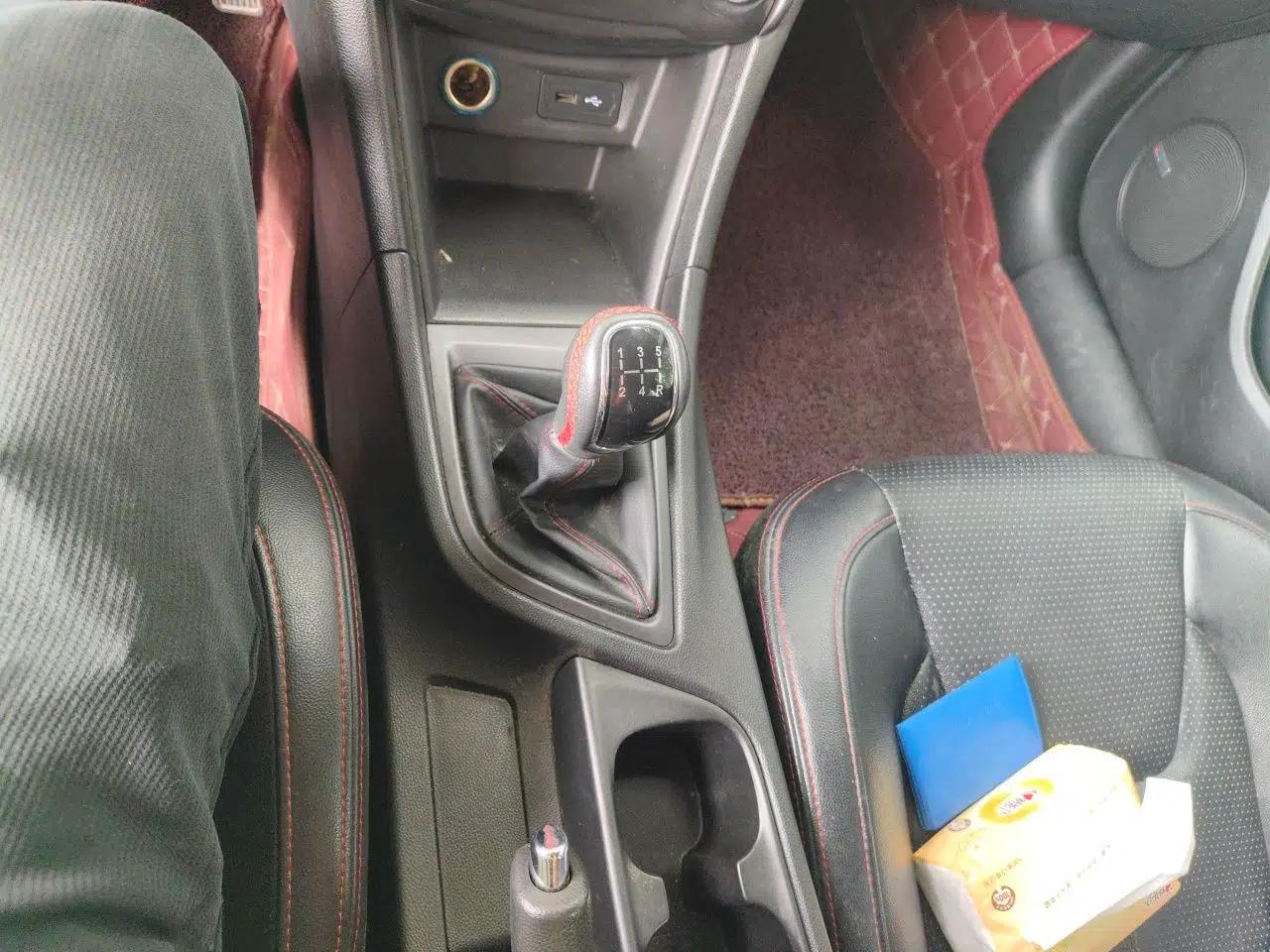 Chery Arrizo 5 2016 1.5L Manual Lingchao Edition — миниатюра 14