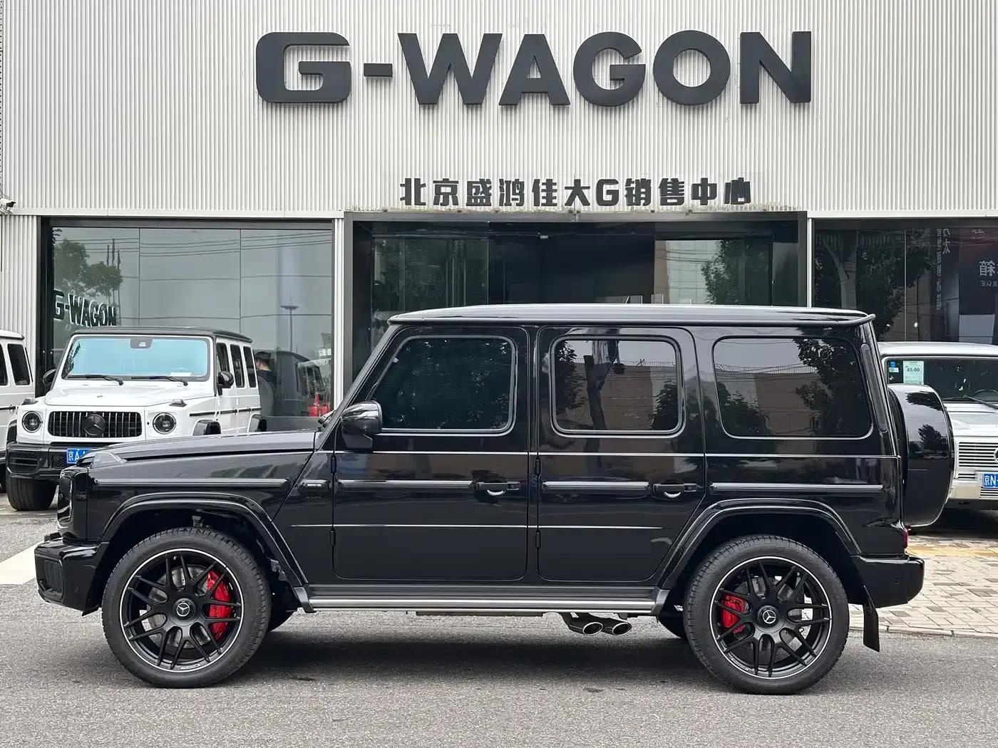 2025 Mercedes-Benz G-Class AMG 63 — миниатюра 2