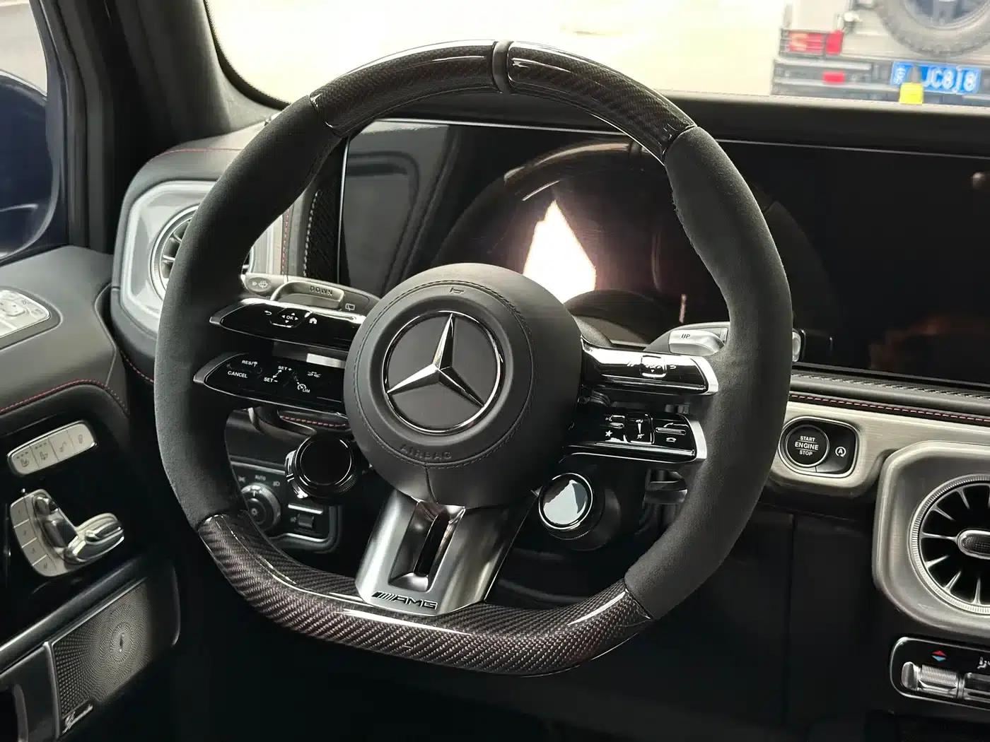 2025 Mercedes-Benz G-Class AMG 63 — миниатюра 12