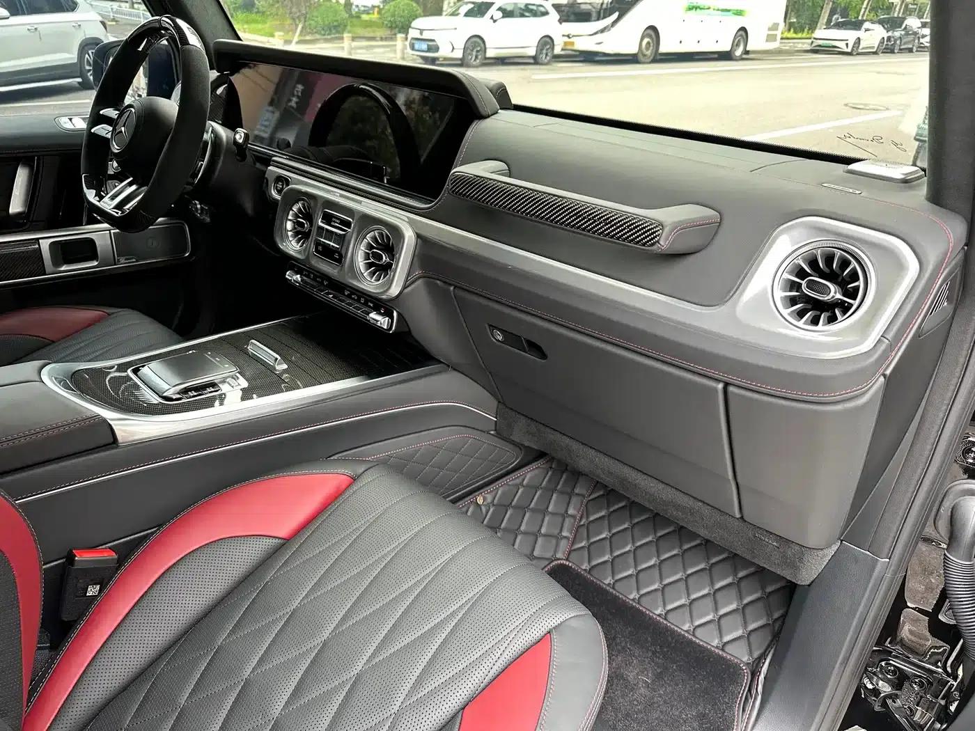 2025 Mercedes-Benz G-Class AMG 63 — миниатюра 9