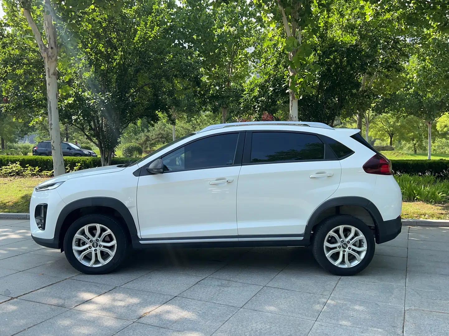 Chery Tiggo 3X 2022 PLUS 1.5L CVT Fashion Edition — миниатюра 9