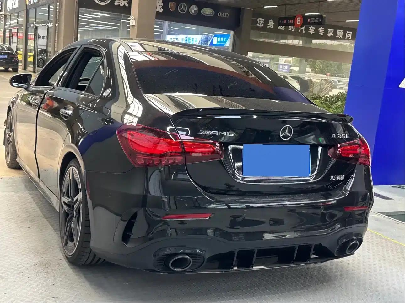 2025 Mercedes-Benz A-Class AMG A 35 L 4MATIC — миниатюра 20