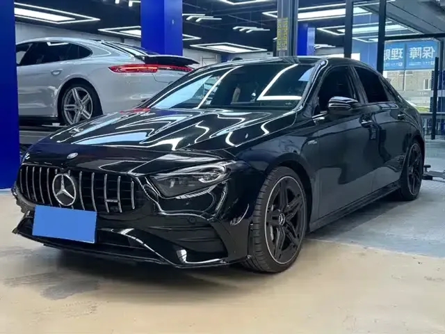 2025 Mercedes-Benz A-Class AMG A 35 L 4MATIC