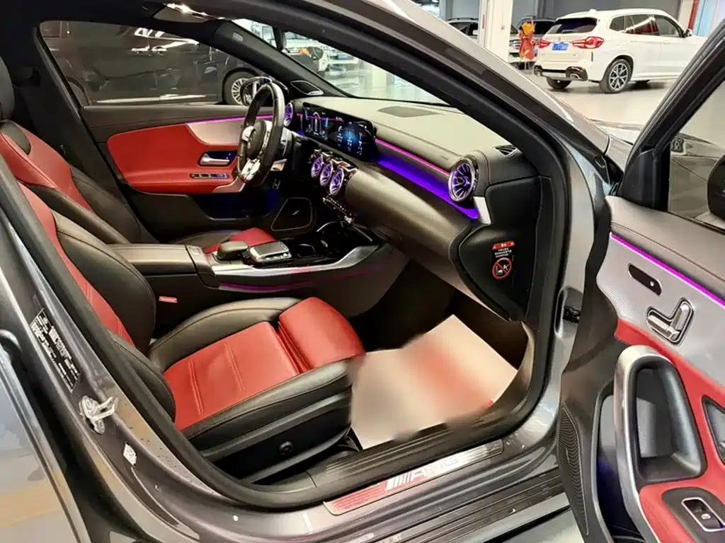 2020 Mercedes-Benz A-Class AMG A 35 L 4MATIC — миниатюра 13
