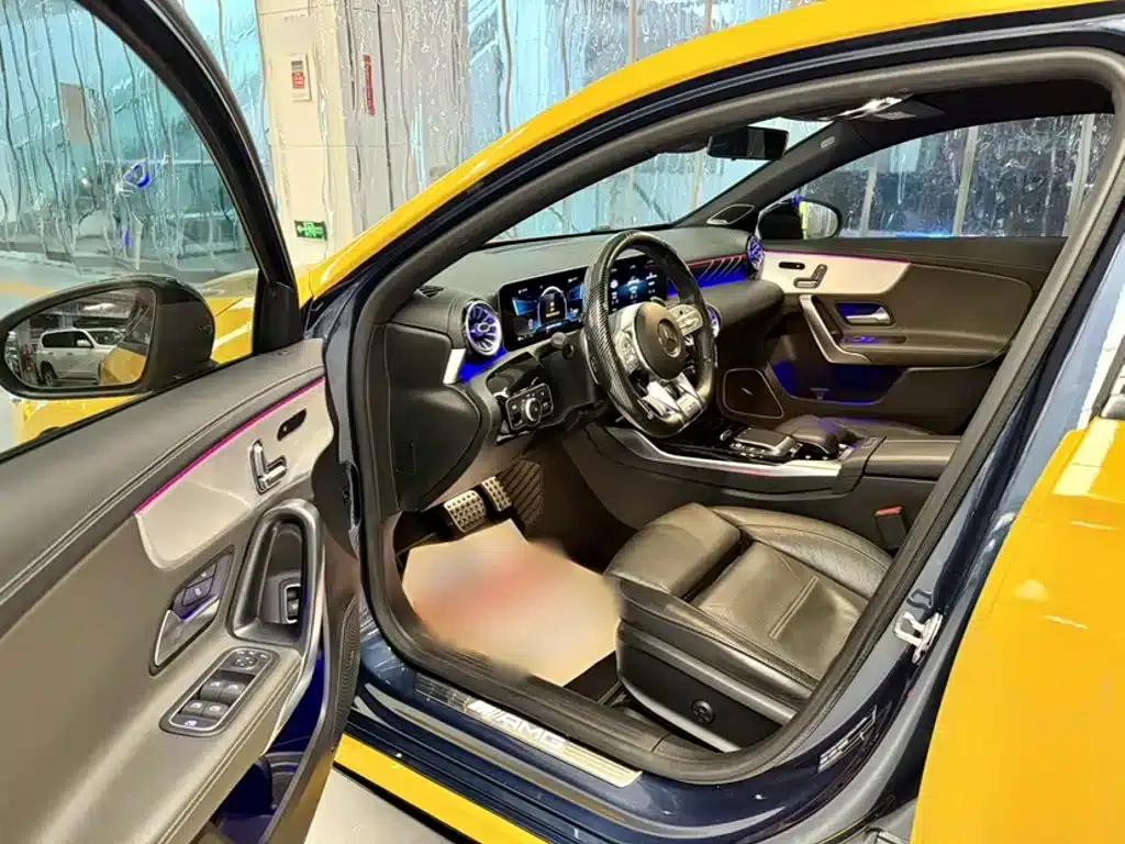 2019 Mercedes-Benz A-Class AMG A 35 L 4MATIC First Edition — миниатюра 12