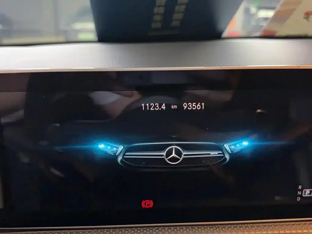 2019 Mercedes-Benz A-Class AMG A 35 L 4MATIC First Edition — миниатюра 5