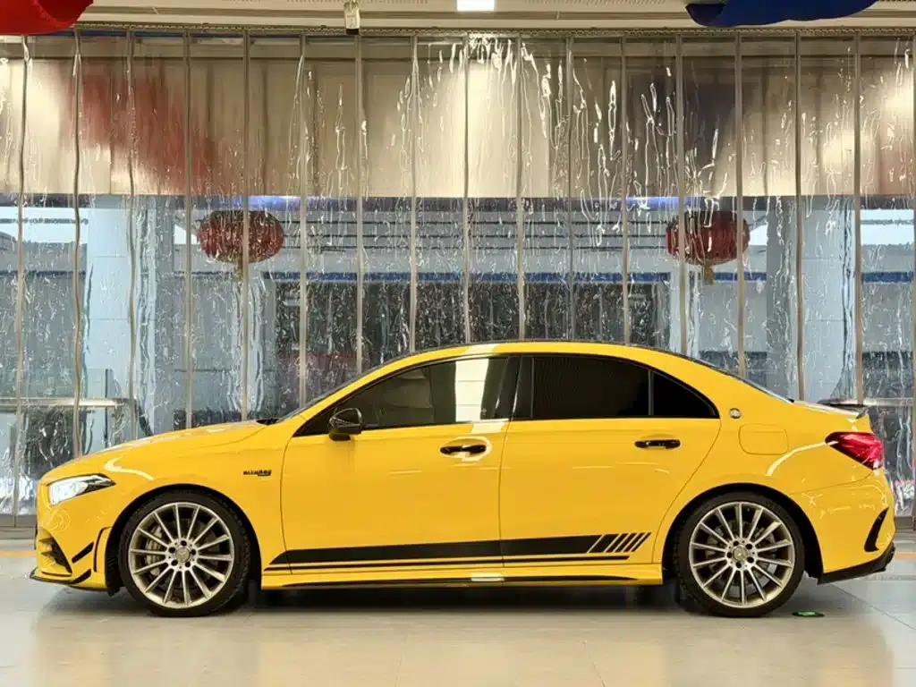 2019 Mercedes-Benz A-Class AMG A 35 L 4MATIC First Edition — миниатюра 9