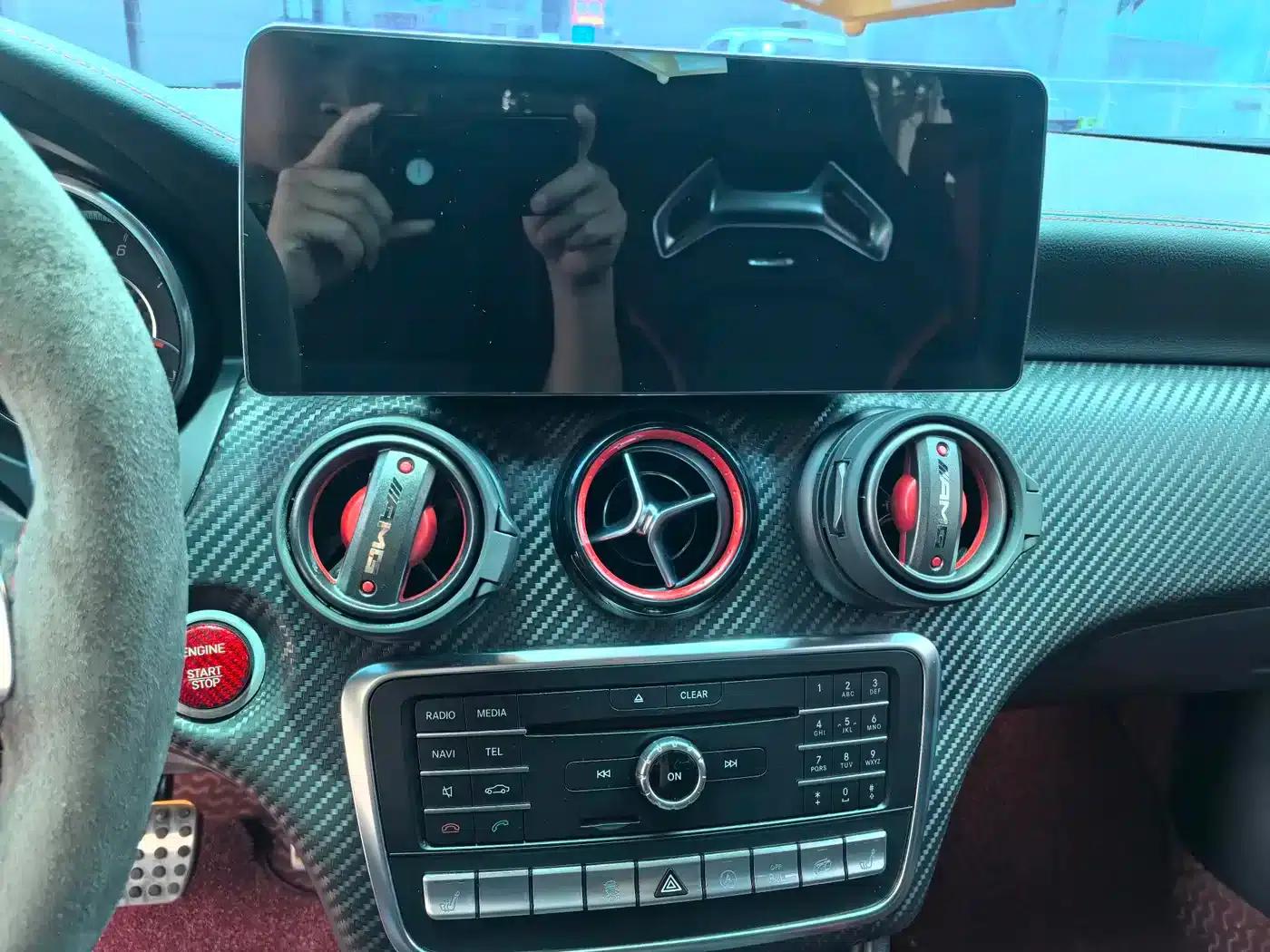 2016 Mercedes-Benz A-Class AMG (Imported) AMG A 45 4MATIC — миниатюра 21