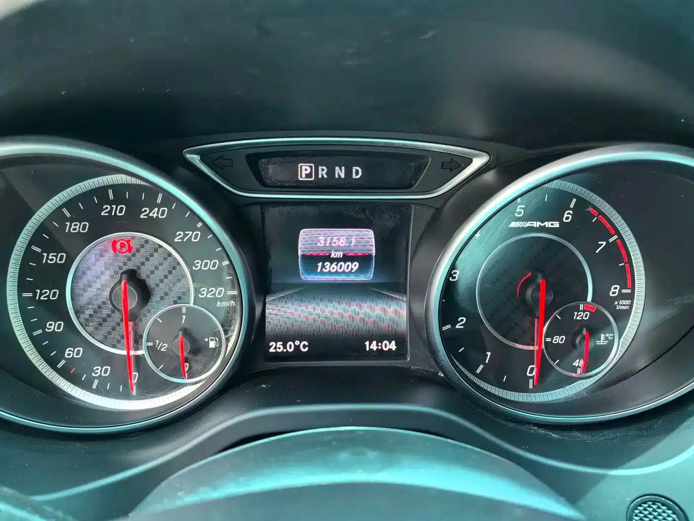 2016 Mercedes-Benz A-Class AMG (Imported) AMG A 45 4MATIC — миниатюра 23