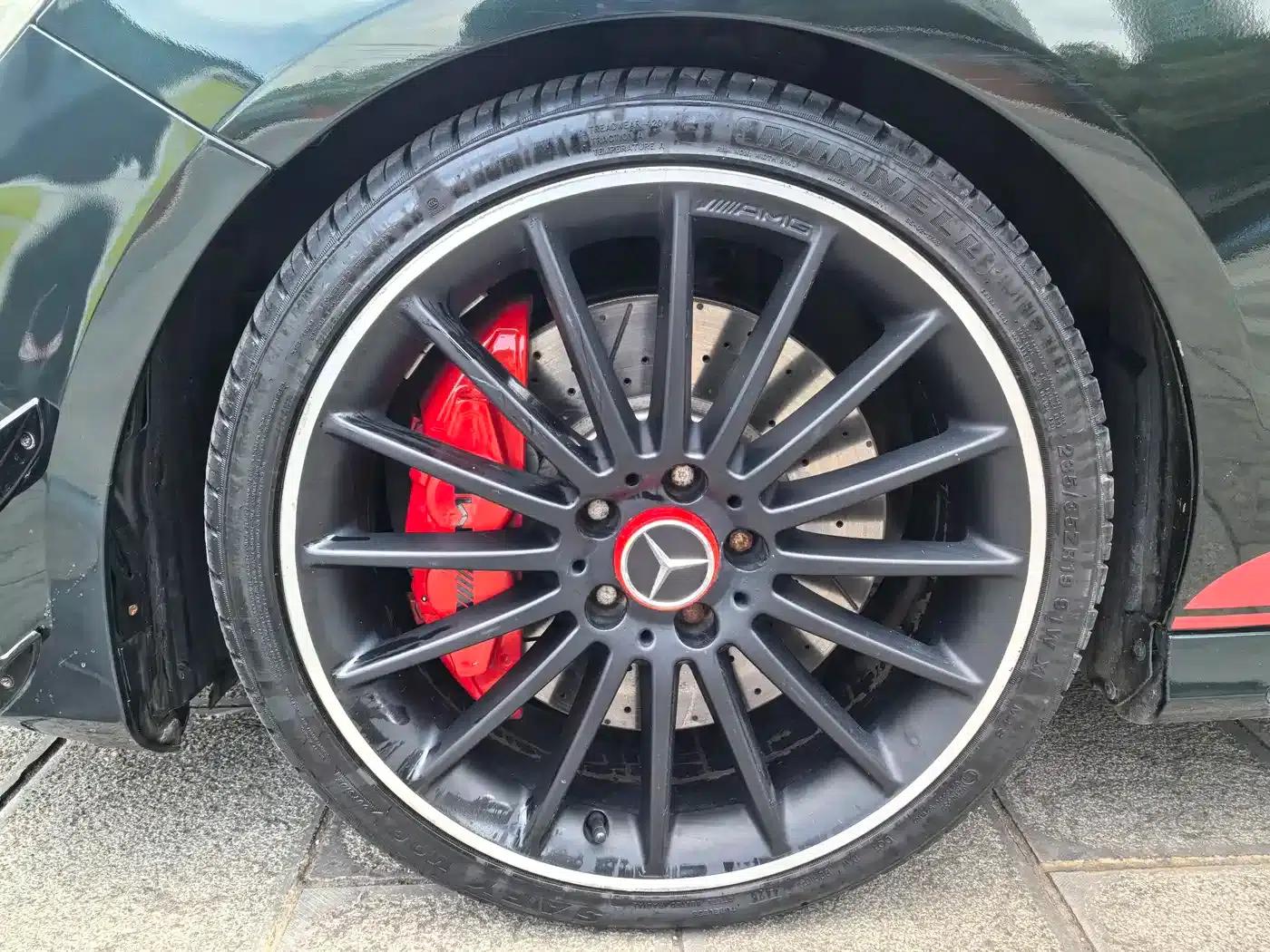 2016 Mercedes-Benz A-Class AMG (Imported) AMG A 45 4MATIC — миниатюра 33
