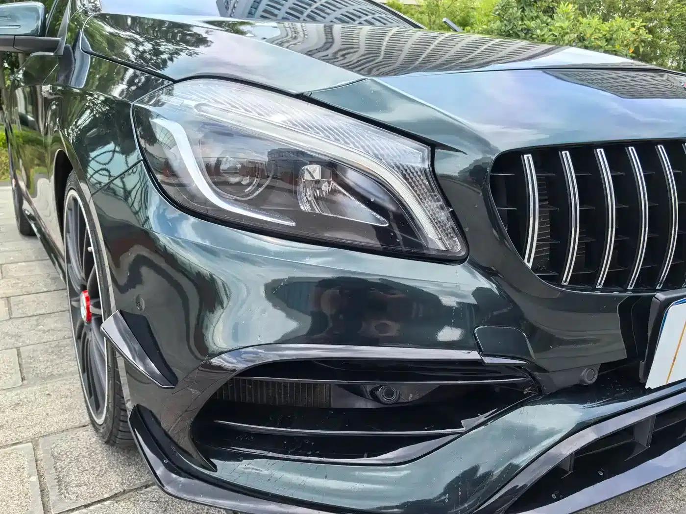 2016 Mercedes-Benz A-Class AMG (Imported) AMG A 45 4MATIC — миниатюра 37