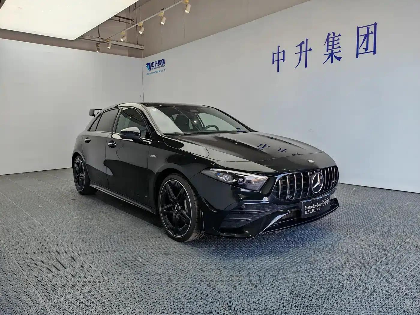 Imported 2025 Mercedes-Benz A-Class AMG A 35 4MATIC — миниатюра 3