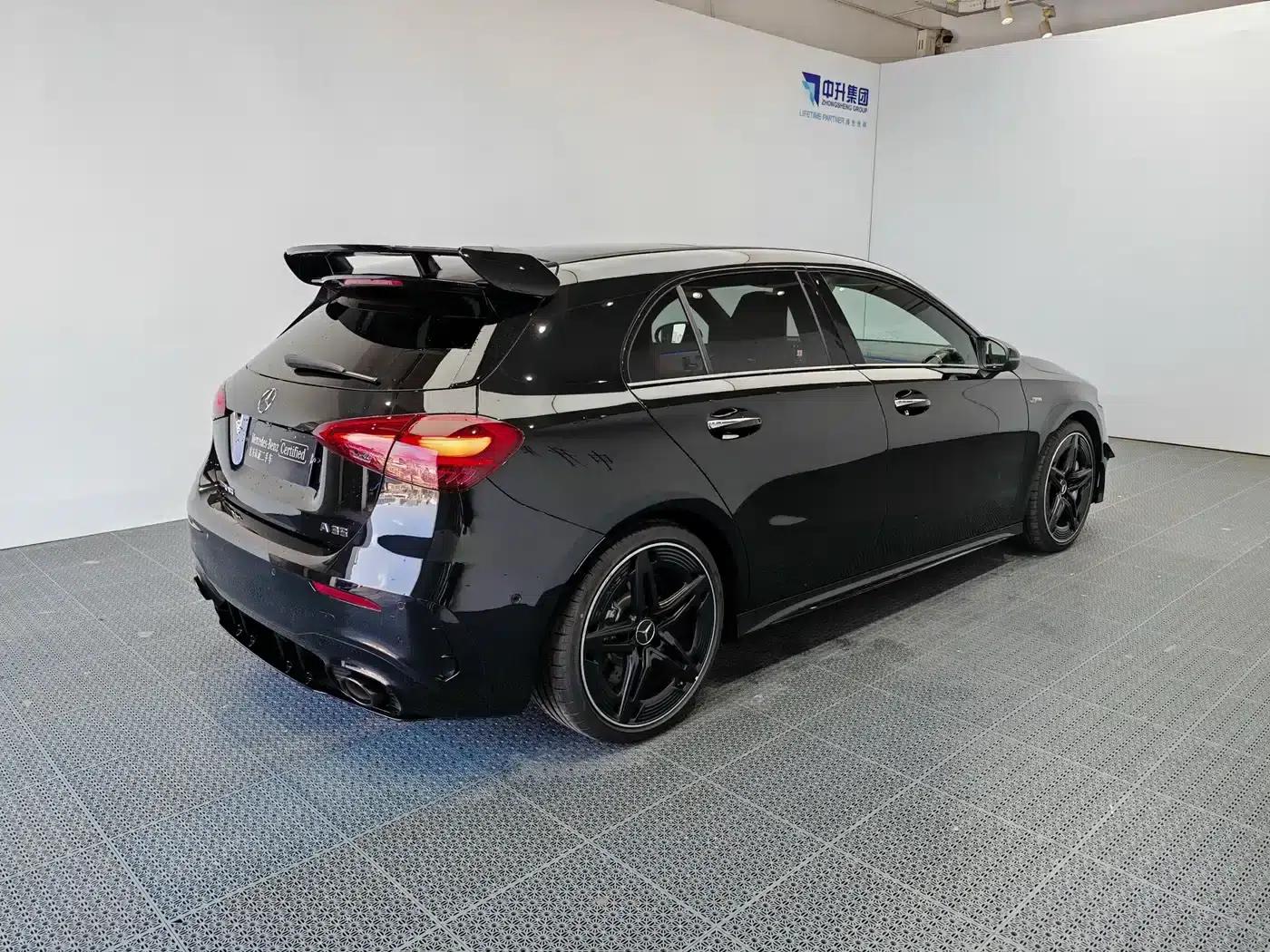 Imported 2025 Mercedes-Benz A-Class AMG A 35 4MATIC — миниатюра 6