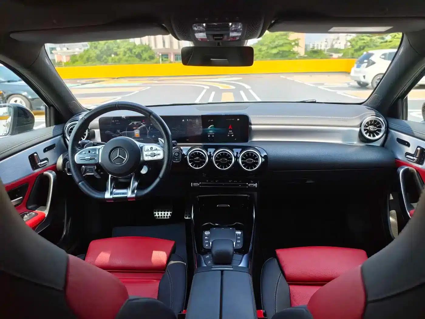 Imported 2022 Mercedes-Benz A-Class AMG A 35 4MATIC — миниатюра 5