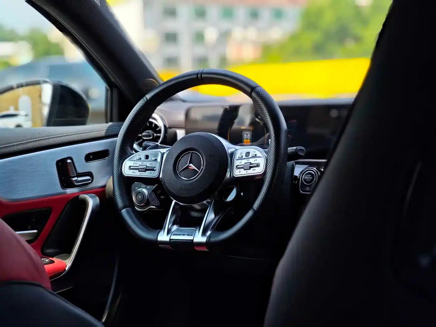 Imported 2022 Mercedes-Benz A-Class AMG A 35 4MATIC — миниатюра 7