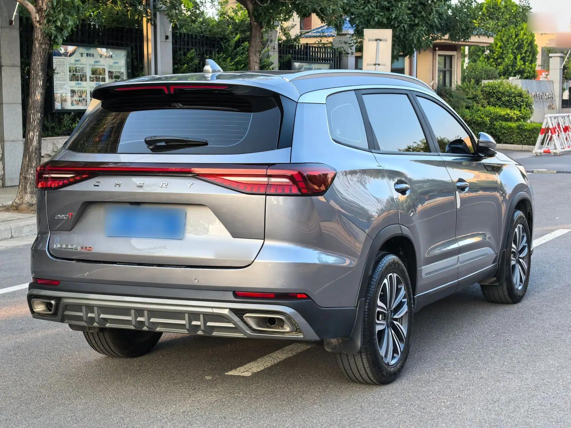 Chery Tiggo 8 PRO 2024 Champion Edition 290T Two-Wheel Drive High-Gloss Version 7 Seats — миниатюра 4
