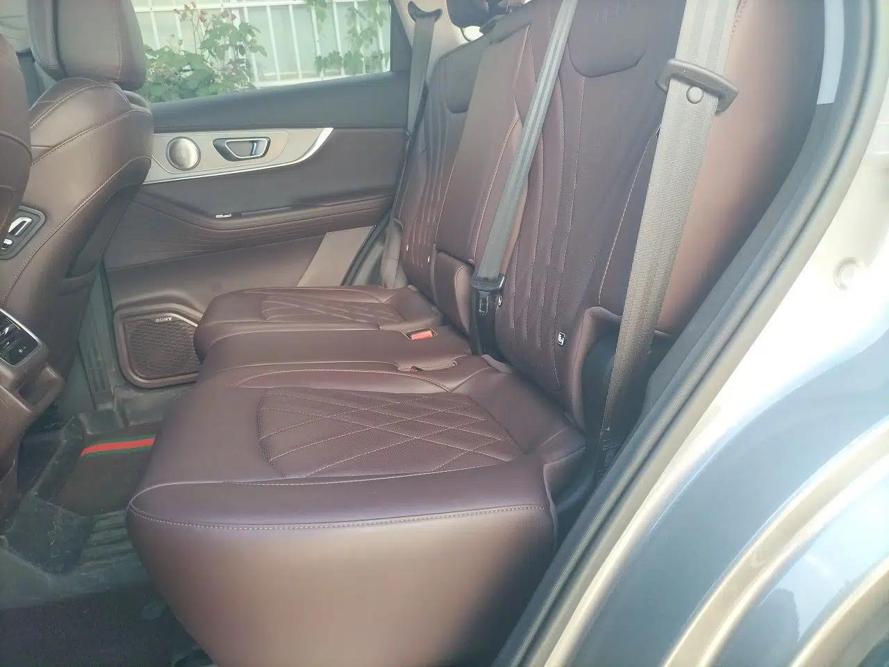 Chery Tiggo 8 PRO 2024 Champion Edition 290T Two-Wheel Drive Peak Version 7 Seats — миниатюра 17