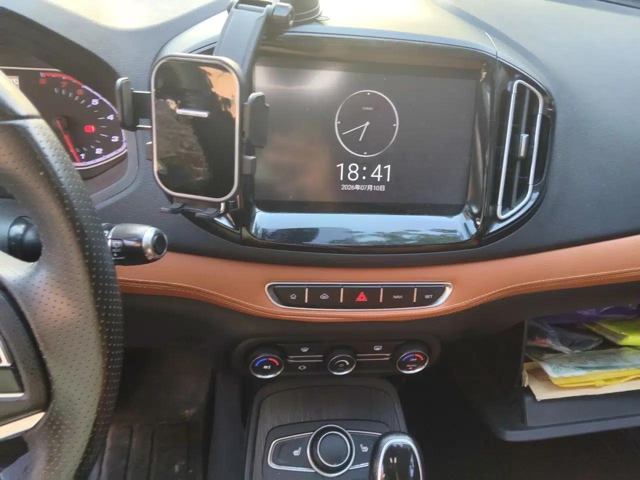 Chery Tiggo 7 2016 2.0L CVT YAOZHEN Edition — миниатюра 13