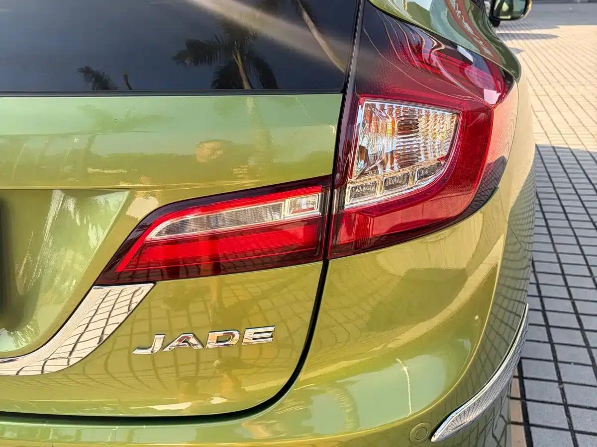 Jade 2014 1.8L Automatic Comfort Elite Edition 5-seater — миниатюра 18