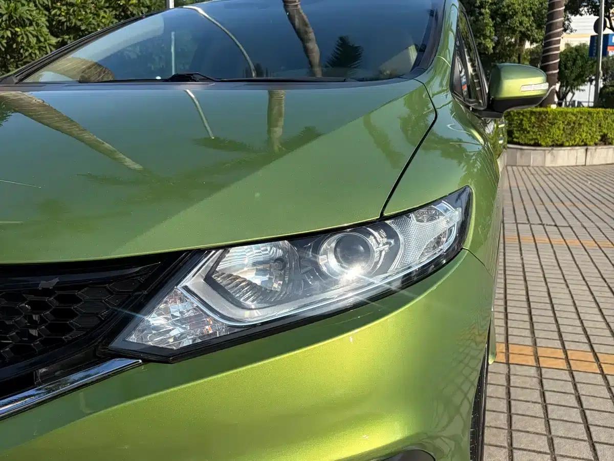Jade 2014 1.8L Automatic Comfort Elite Edition 5-seater — миниатюра 9