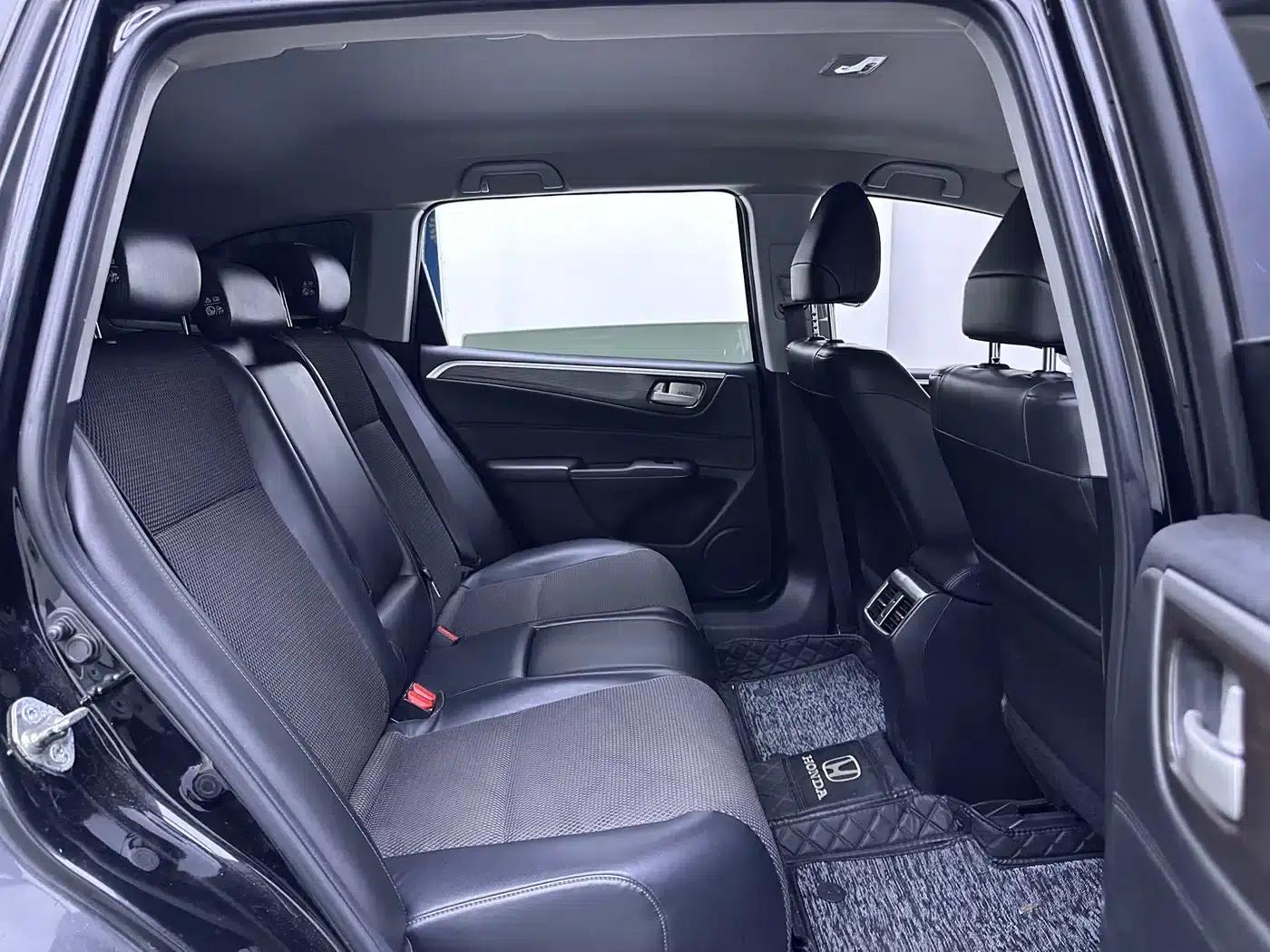 Jade 2013 1.8L Automatic Comfort Edition 5-seater — миниатюра 12