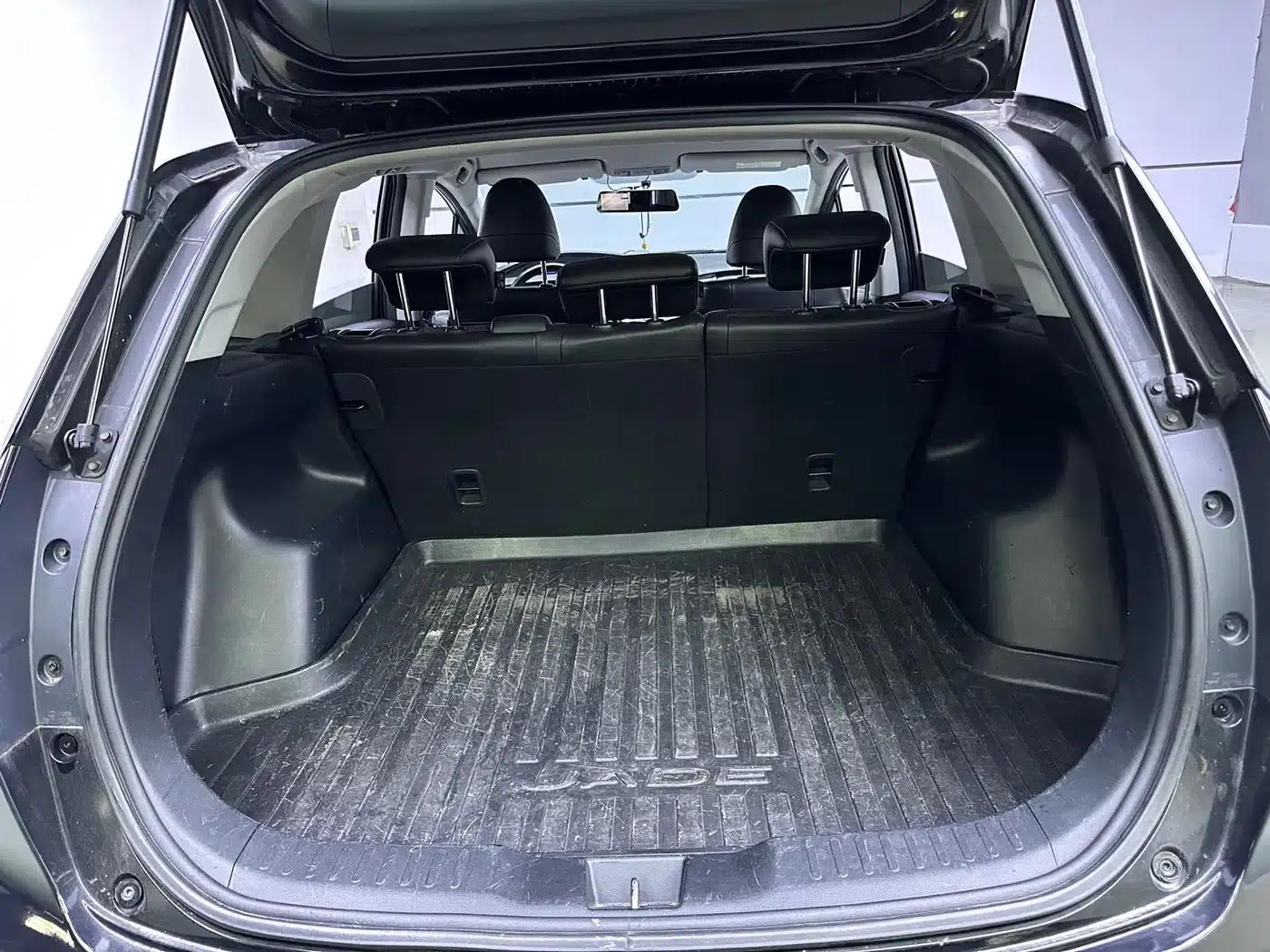 Jade 2013 1.8L Automatic Comfort Edition 5-seater — миниатюра 13