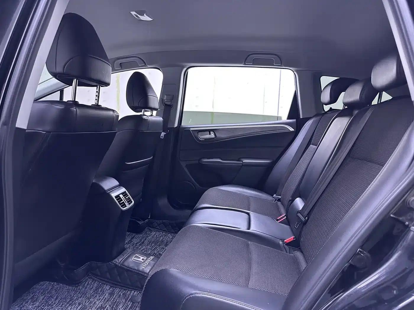 Jade 2013 1.8L Automatic Comfort Edition 5-seater — миниатюра 8