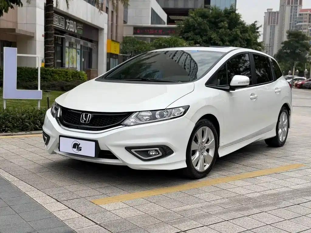 Jade 2016 1.8L Automatic Comfort Elite Edition 5-seater — миниатюра 1