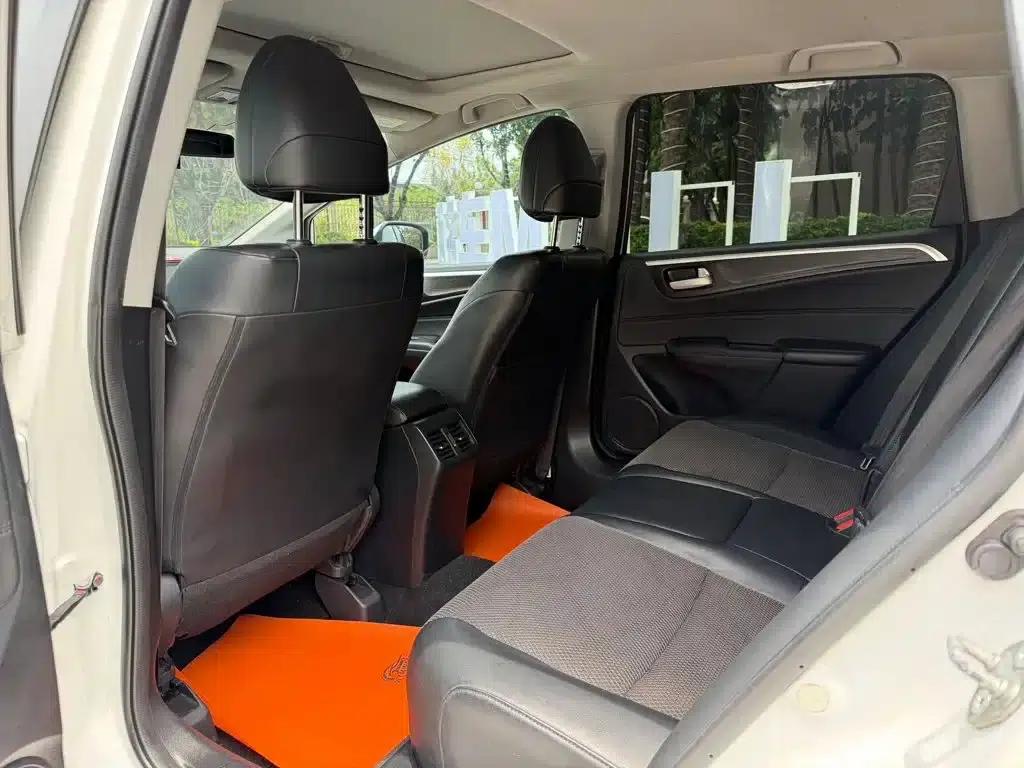 Jade 2016 1.8L Automatic Comfort Elite Edition 5-seater — миниатюра 7