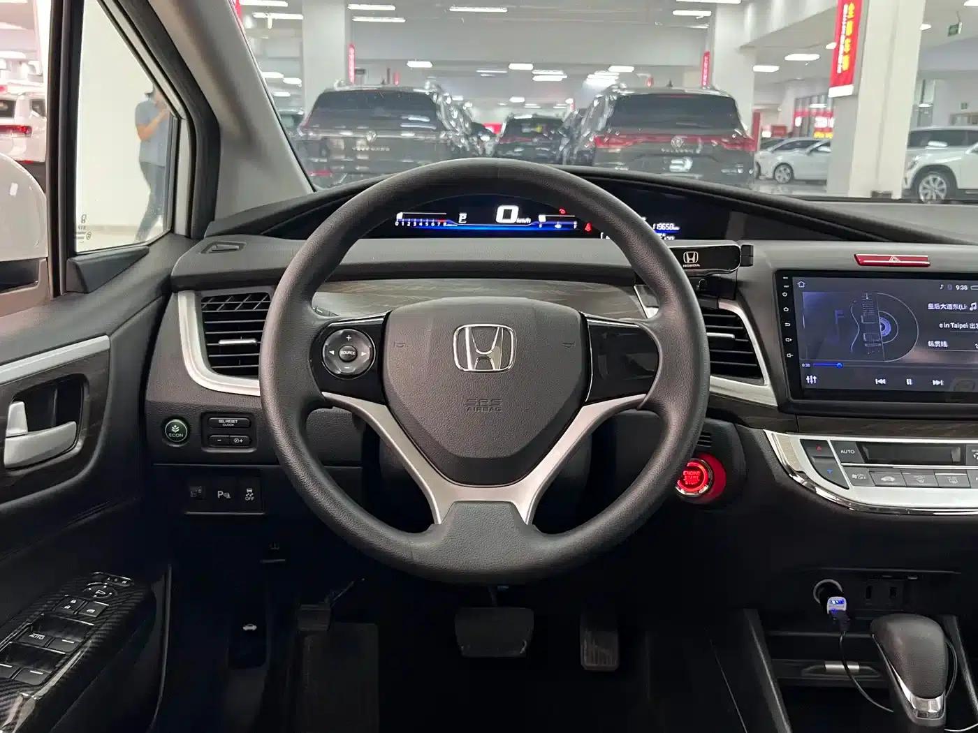 Jade 2017 1.8L Automatic Comfort Edition 5-seater — миниатюра 15