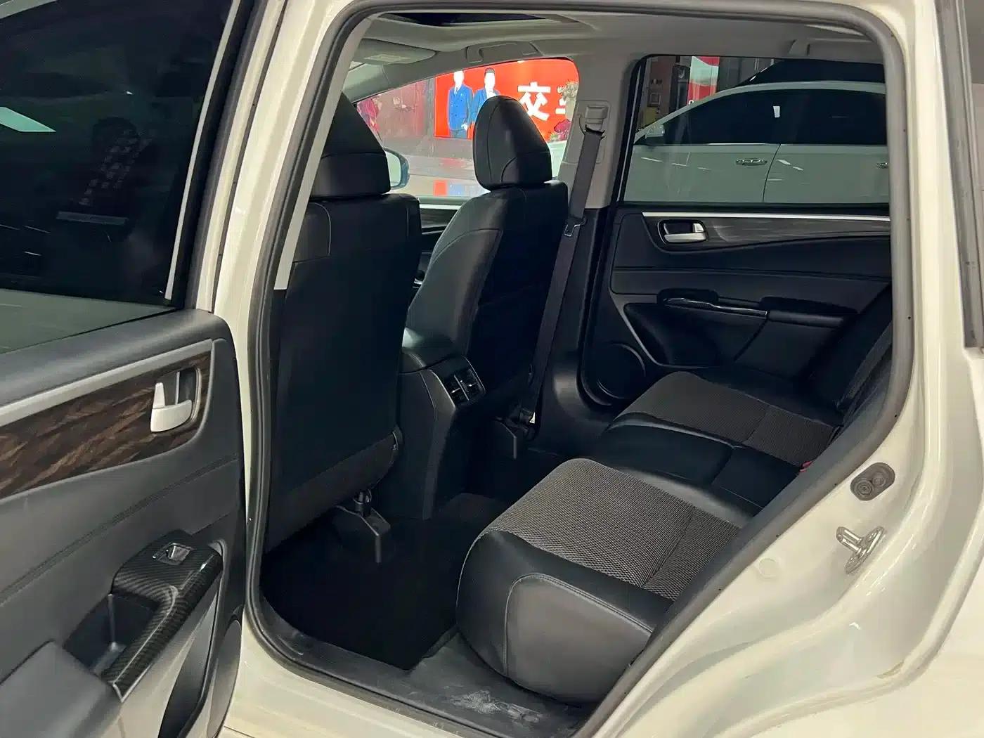 Jade 2017 1.8L Automatic Comfort Edition 5-seater — миниатюра 6