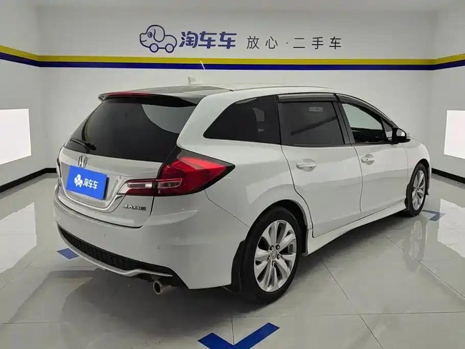 Jade 2020 1.8L Automatic Comfort Edition — миниатюра 3