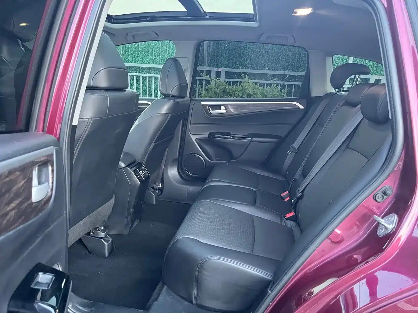 Jade 2017 210TURBO CVT Luxury Edition 5-seater — миниатюра 13