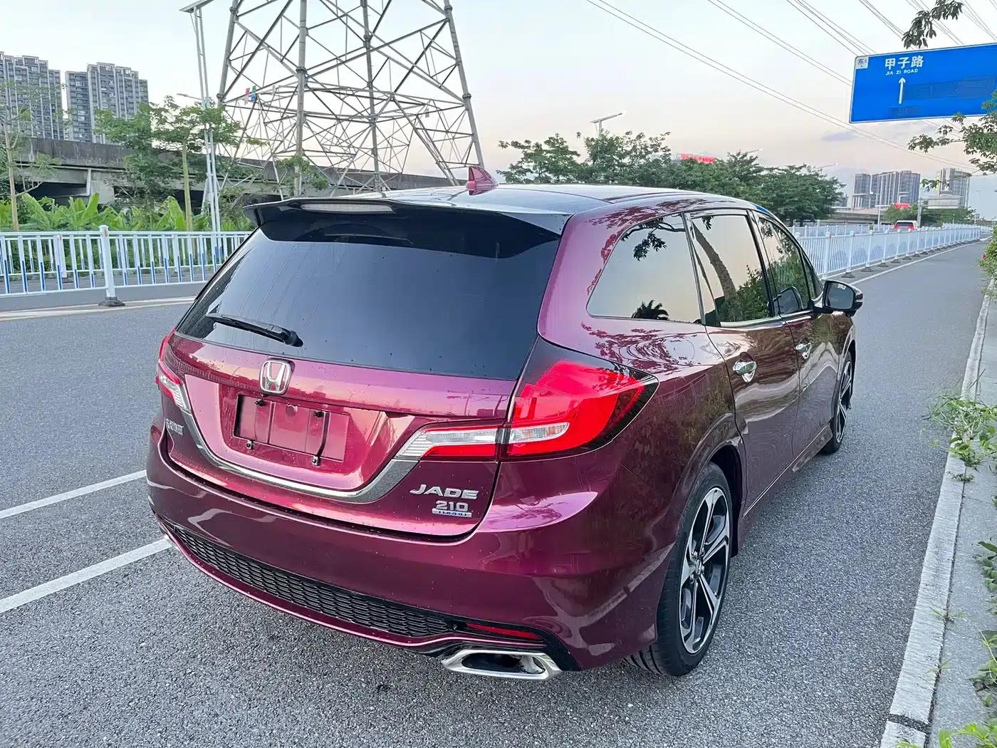 Jade 2017 210TURBO CVT Luxury Edition 5-seater — миниатюра 5