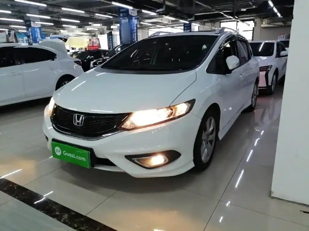 Jade 2014 1.8L Automatic Comfort Elite Edition 5-seater — миниатюра 1