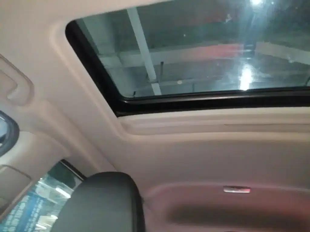 Jade 2014 1.8L Automatic Comfort Elite Edition 5-seater — миниатюра 18