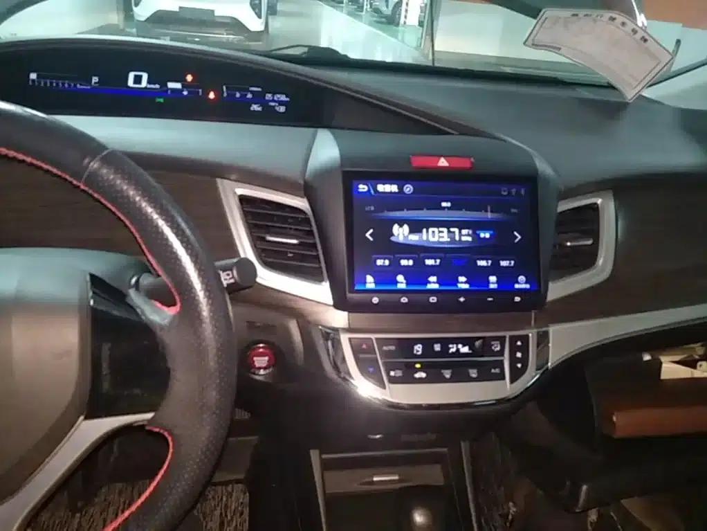 Jade 2016 1.8L Automatic Comfort Elite Edition 5-seater — миниатюра 13
