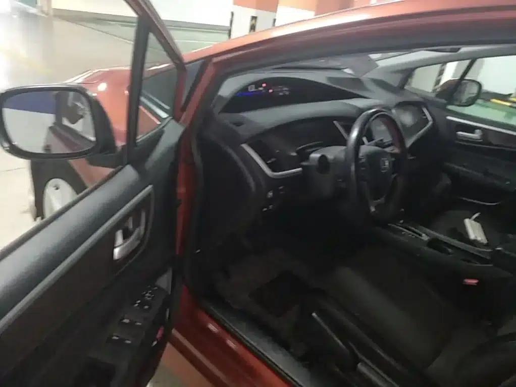 Jade 2016 1.8L Automatic Comfort Elite Edition 5-seater — миниатюра 16