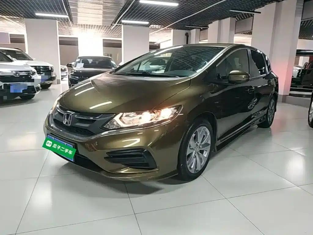 Jade 2017 1.8L Automatic Classic Edition 5-seater — миниатюра 1