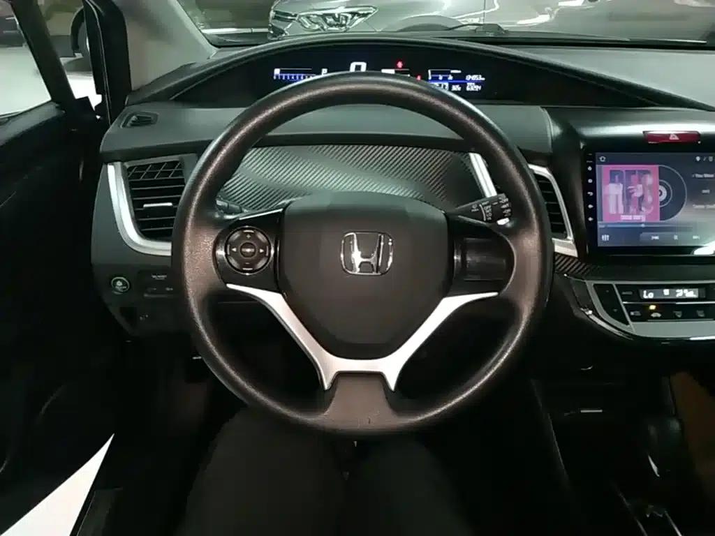 Jade 2017 1.8L Automatic Classic Edition 5-seater — миниатюра 11