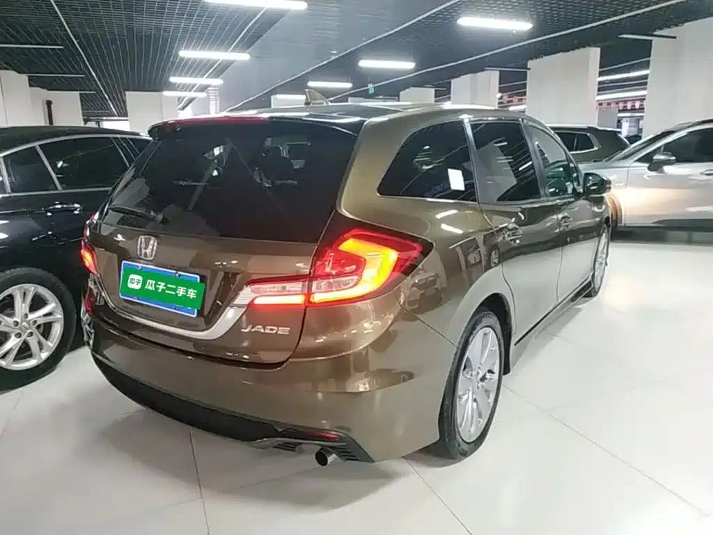 Jade 2017 1.8L Automatic Classic Edition 5-seater — миниатюра 7