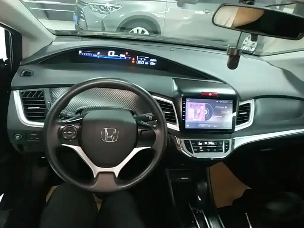 Jade 2017 1.8L Automatic Classic Edition 5-seater — миниатюра 10