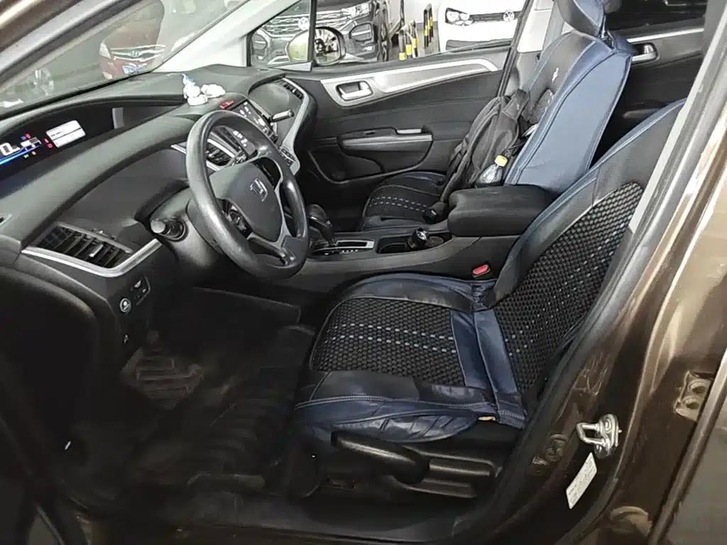 Jade 2017 1.8L Automatic Classic Edition 5-seater — миниатюра 15