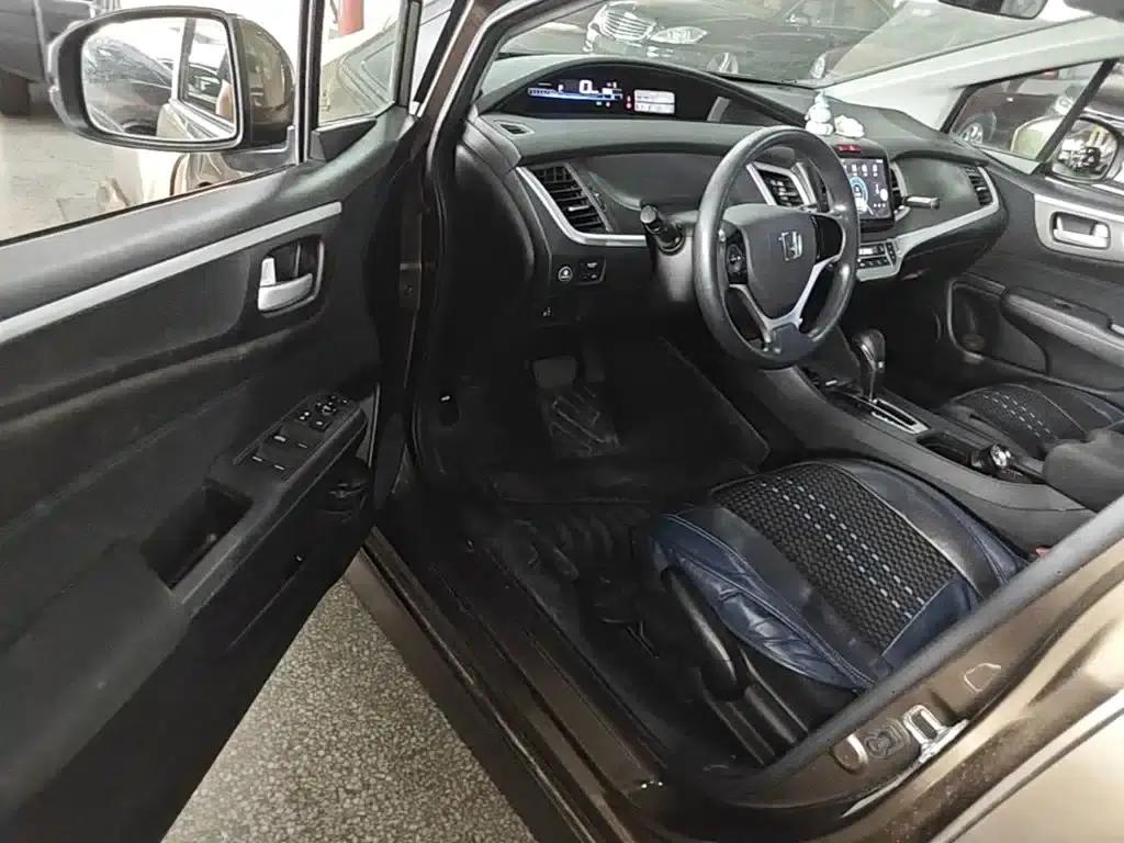 Jade 2017 1.8L Automatic Classic Edition 5-seater — миниатюра 16