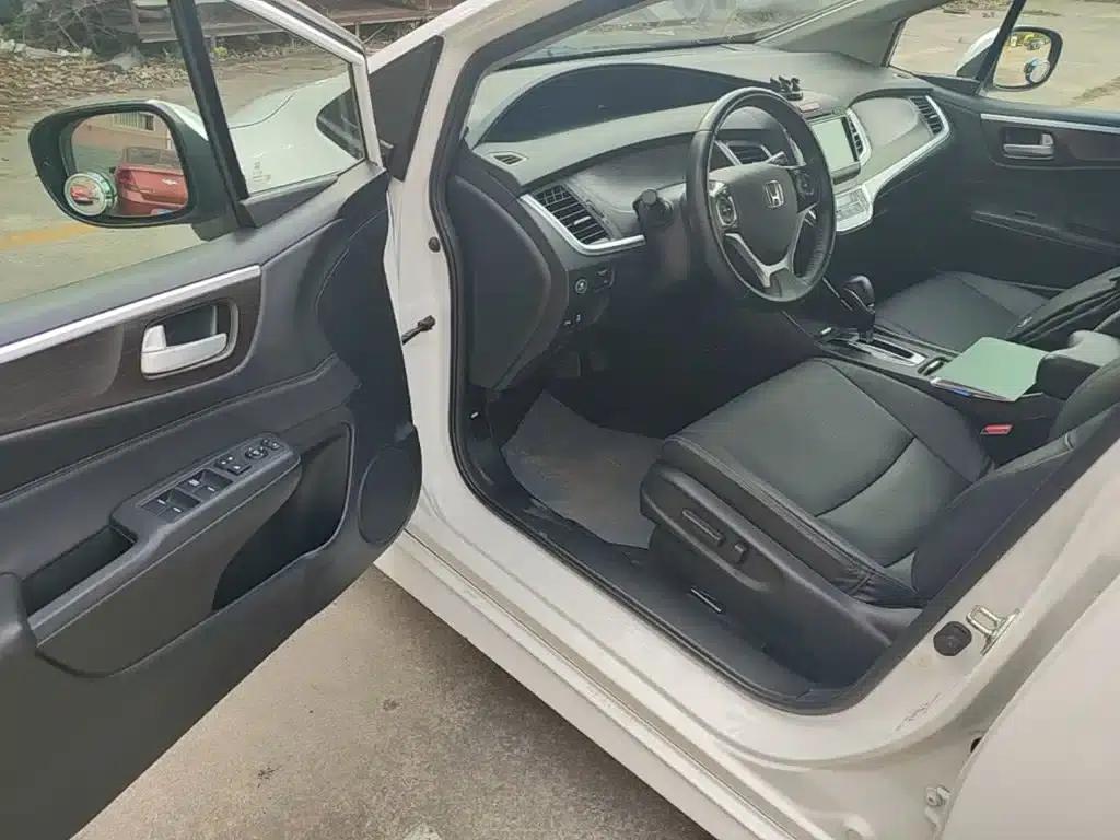 Jade 2014 1.8L CVT Luxury Premium Edition 5-seater — миниатюра 12