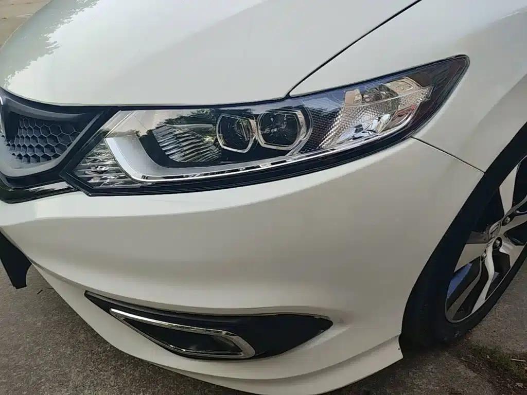Jade 2014 1.8L CVT Luxury Premium Edition 5-seater — миниатюра 18